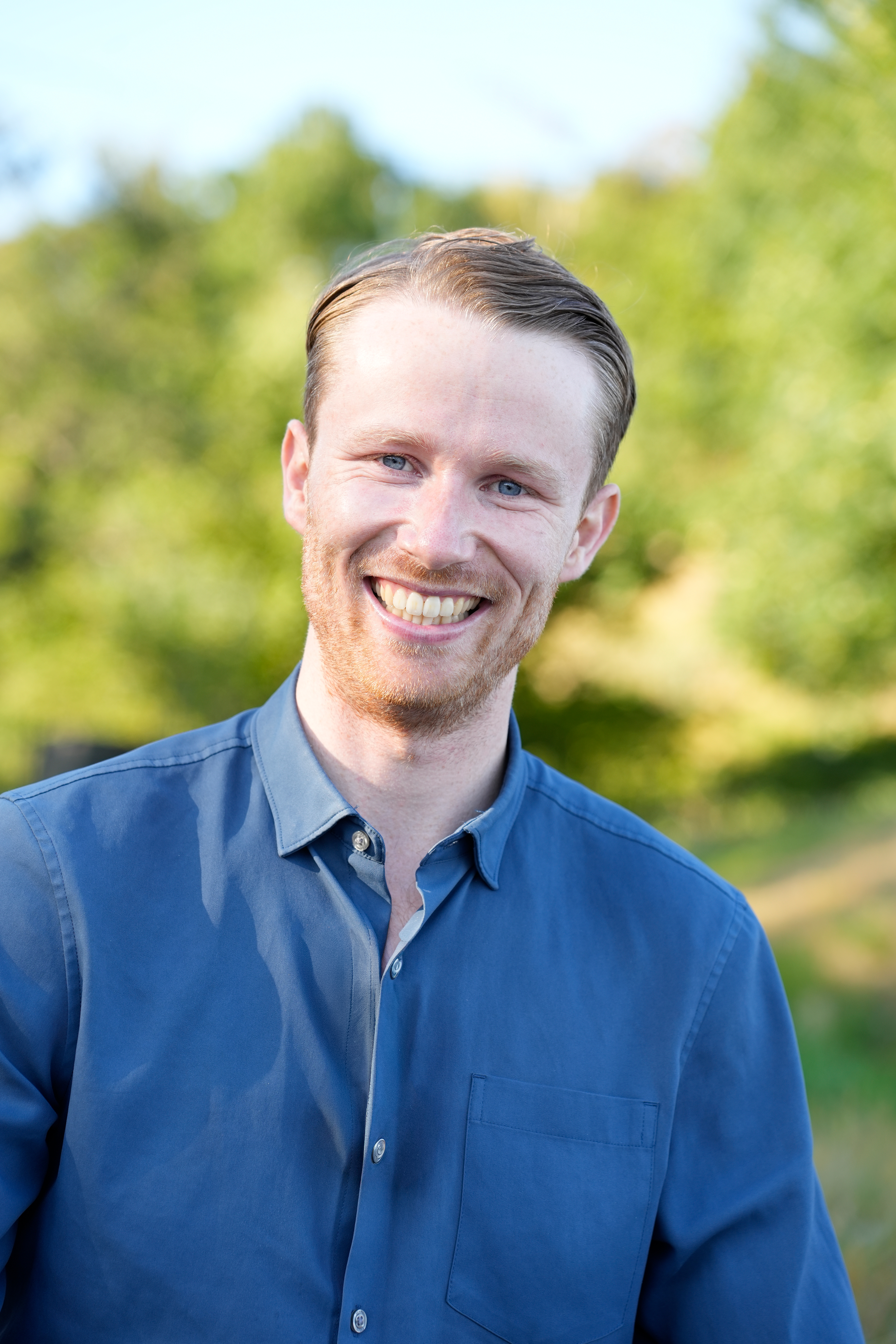 [TODO: alt-tekst for portrettbilde av Andreas Stenhaug på forsiden]